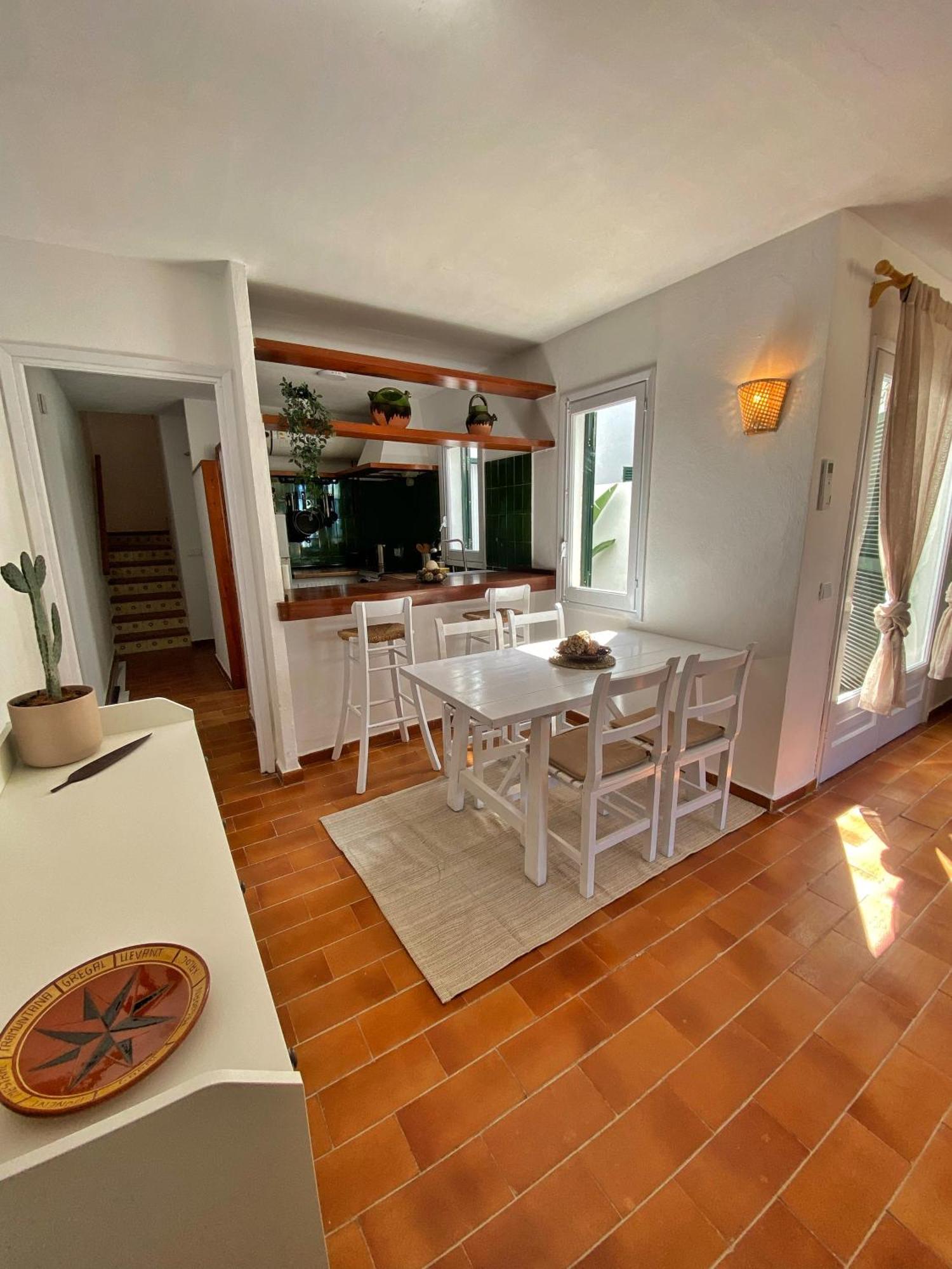 Villa Calma 450M From The Beach Кала-эн-Бланес Экстерьер фото