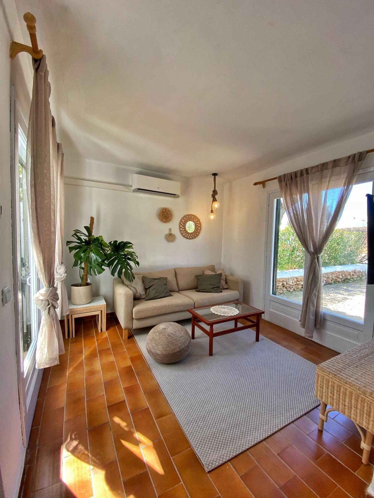Villa Calma 450M From The Beach Кала-эн-Бланес Экстерьер фото