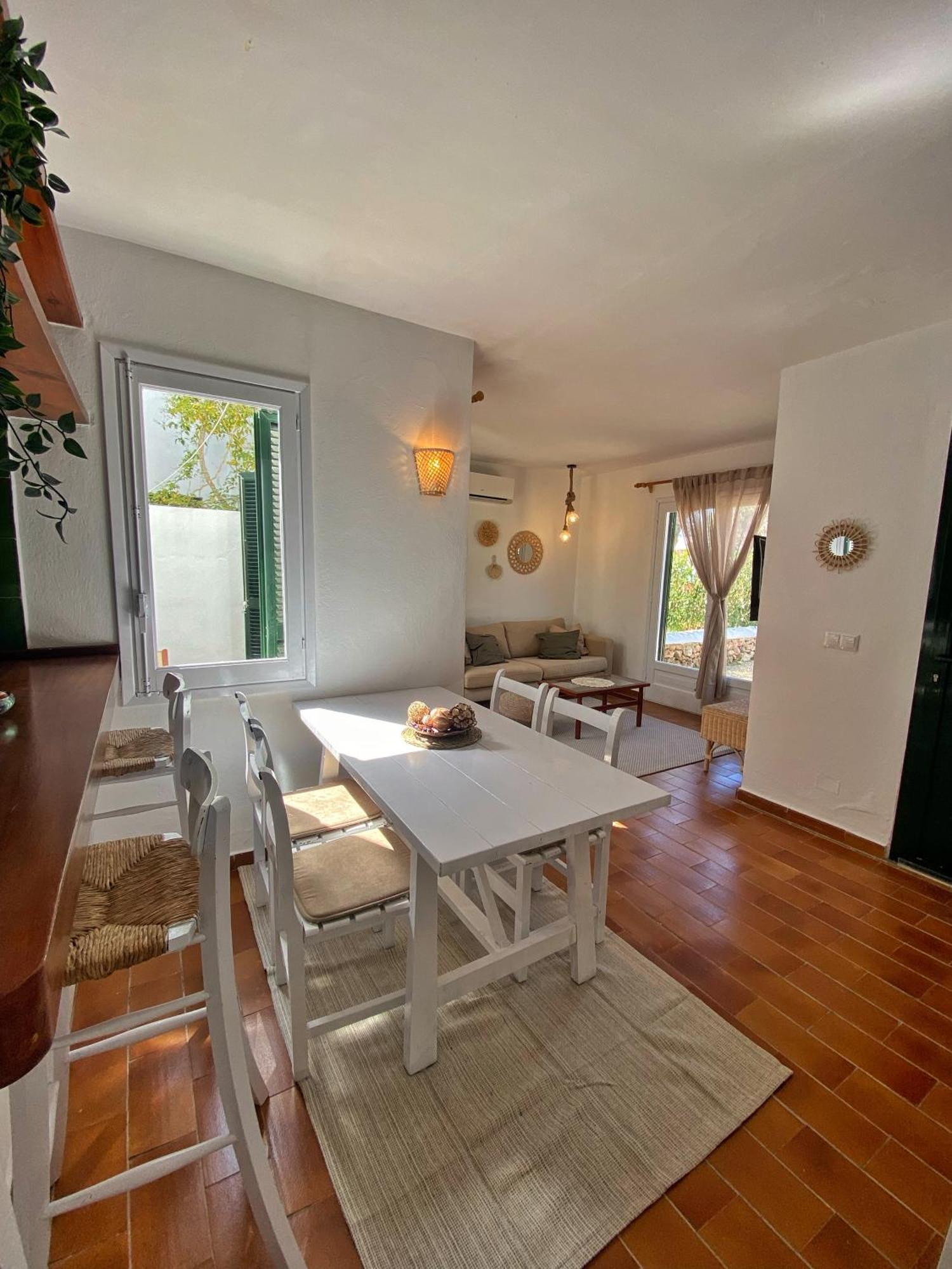 Villa Calma 450M From The Beach Кала-эн-Бланес Экстерьер фото