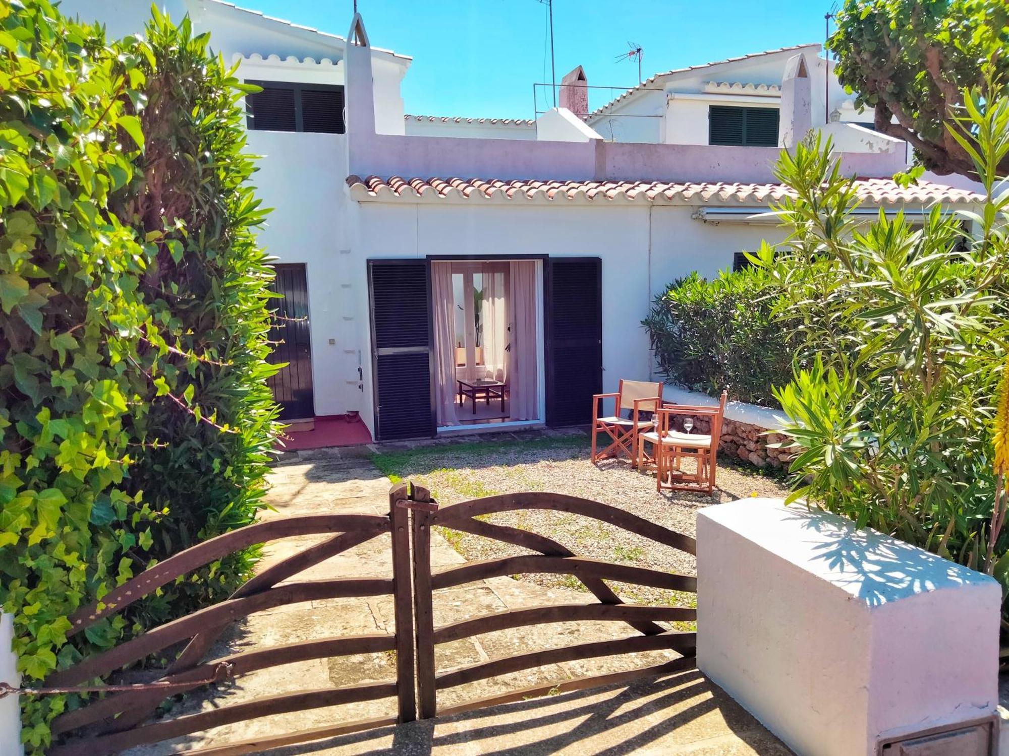 Villa Calma 450M From The Beach Кала-эн-Бланес Экстерьер фото